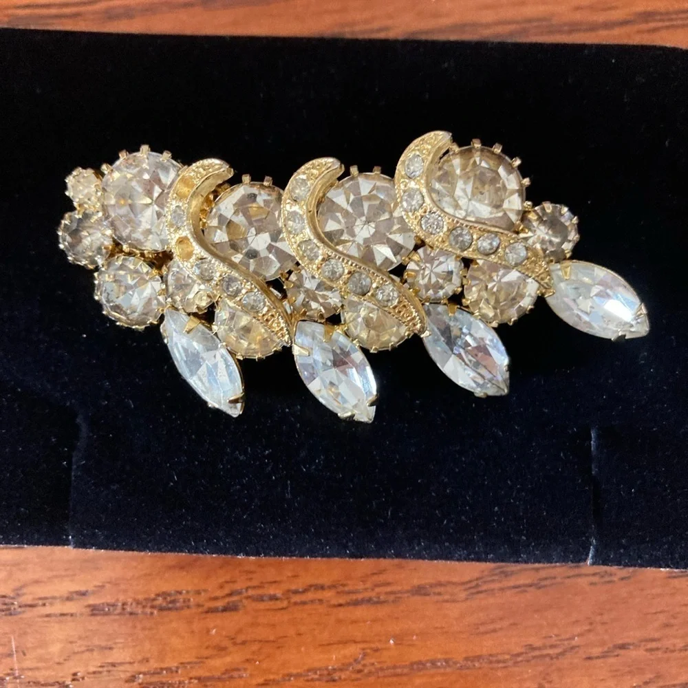 Vintage Rhinestone Brooch and Clip-On Earrings Set